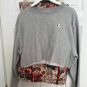 Cropped Champion Crewneck – Gray – Size Small